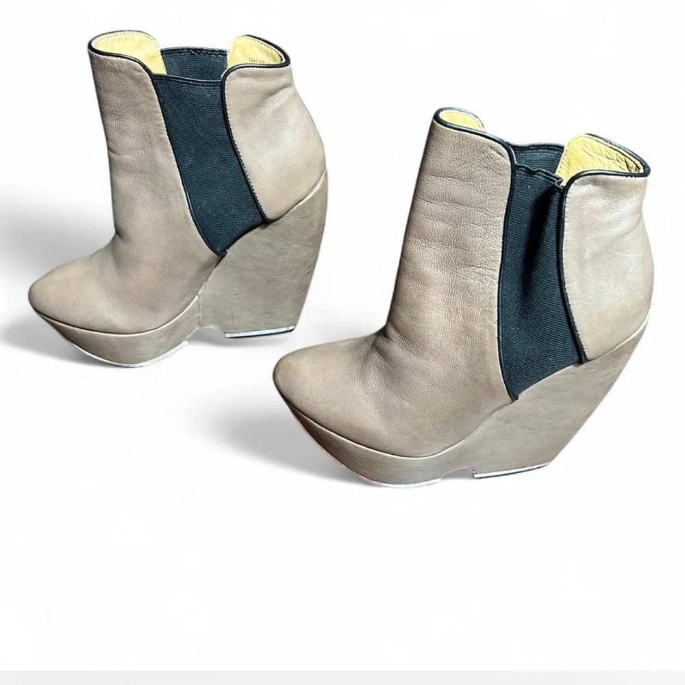 L.A.M.B. Tan and Black Wedge Ankle Boots - Picture 1 of 9